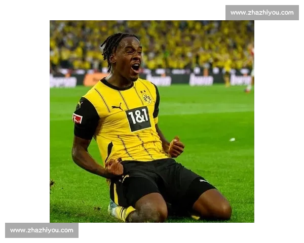 拜仁 5000 万强攻斯图加特神锋!俱乐部震怒开启转会拉锯战